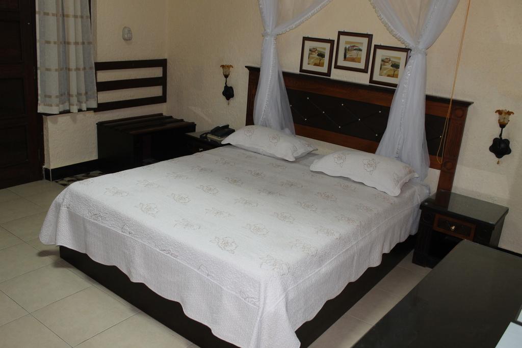 New Dodoma Hotel Room photo